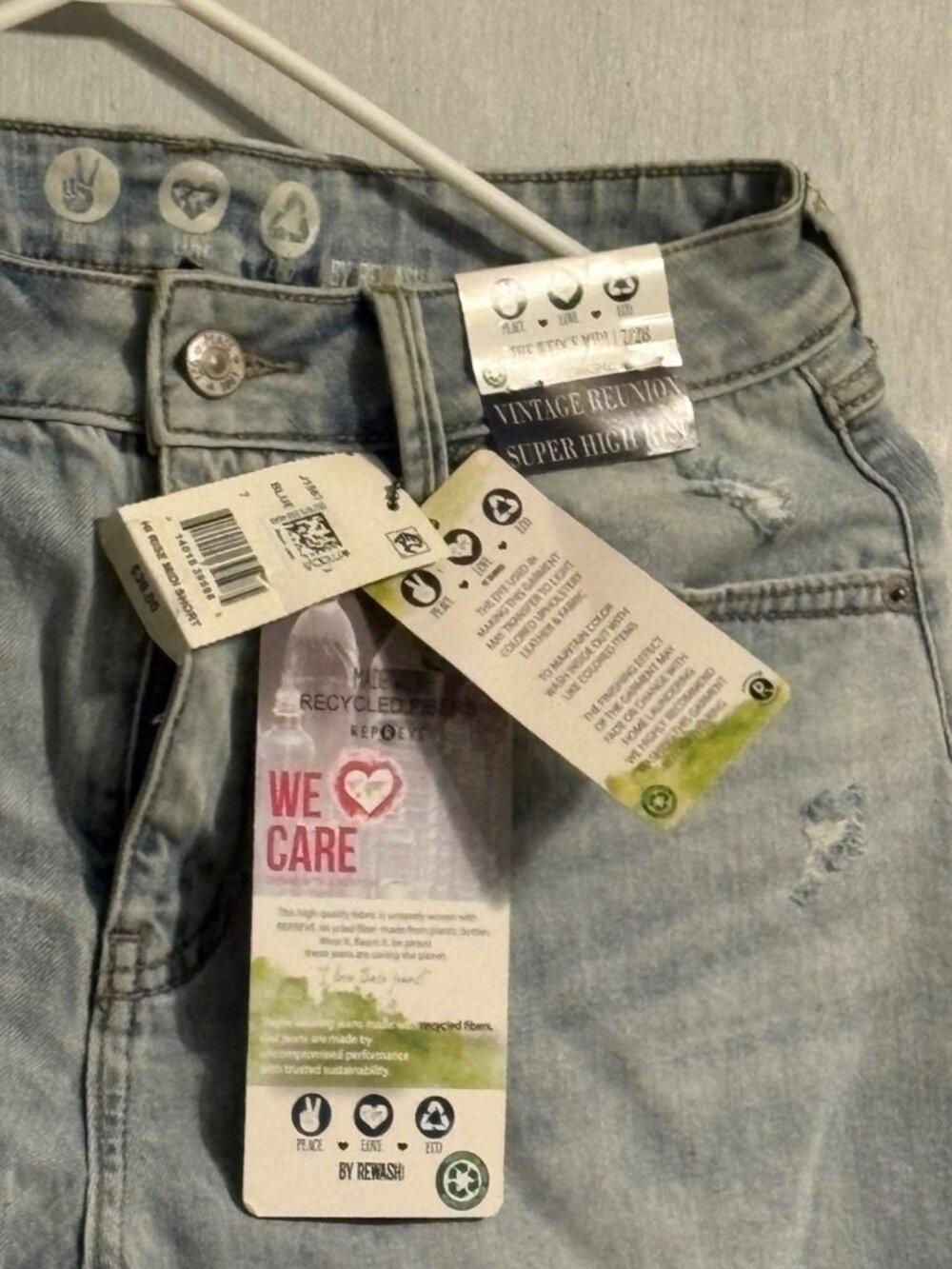 Rewash The Wedge Midi Sz 7/28 Super High Rise Denim Vtg Reunion Distress Shorts - Picture 3 of 14